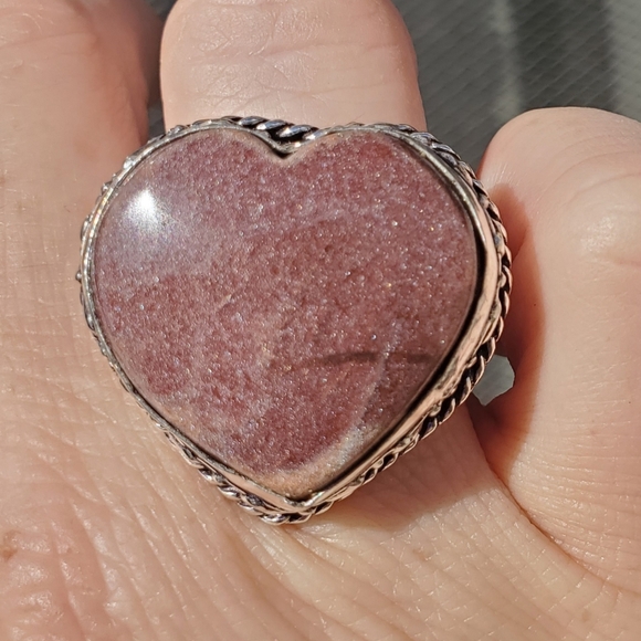 New Heart Shaped Red Sunstone 925 Silver Ring. - Picture 7 of 14